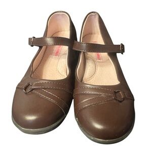 Laura Ashley Brown Kids Mary Jane Shoes size 3